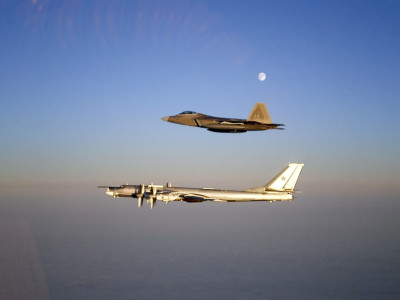 Russian military planes again pass through the air defense zone of Alaska