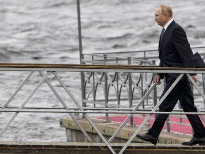 Putin Has Been Getting Ready for War against NATO: Military Expert Described Two Scenarios of “Invasion” into the West