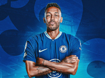 Pierre-Emerick Aubameyang: Striker joins Chelsea from Barcelona as Marcos Alonso heads the other way