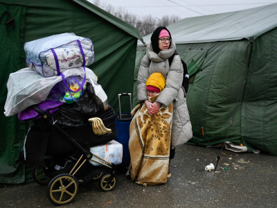 Are Ukrainian refugees planning to return home this year? Survey in Poland