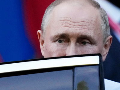 Kremlin Comments on Ukraine's Security Guarantees Proposal: Ukraine's Desire to Join NATO Threatens Russia