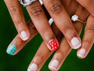 16 Chic Nude Nail Designs To Copy This Fall