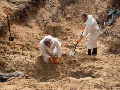146 Found Dead And Already Exhumed At The Mass Grave Site In Izyum, Including Two
