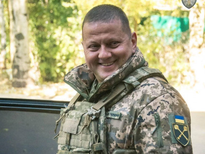 Ukrainian Commander-in-Chief Zaluzhnyy appears on Time cover