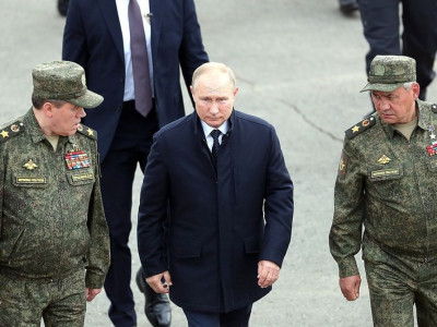 Kremlin's Nuclear Blackmail: Would Putin Really Act on His Threats?