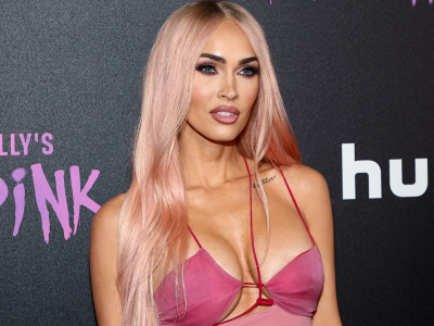 Megan Fox's Blue Jelly Manicure Has Me Questioning My Fall Nail Color Palette