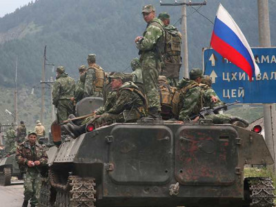 Petraeus: US would destroy Russia's troops if Putin uses nuclear weapons in Ukraine