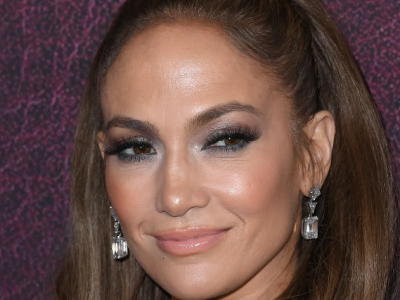 Jennifer Lopez's Mocha Manicure Is Perfect for Autumn If You Hate Orange and Brown