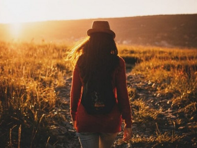 Here's What Experts Suggest When Getting Over Someone You Love