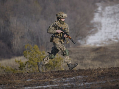 Kakhovka dam mined by Russians partially, Kherson can be recaptured by year's end