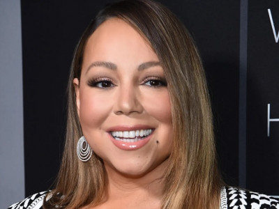 Mariah Carey and Her Daughter Look Like Twins in Their Massive Matching Curls