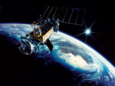 Russia Threatens to Shoot Down Western Commercial Satellites Used to Help Ukraine