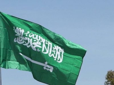 Saudi Arabia has warned US that Iran is preparing to attack it — media