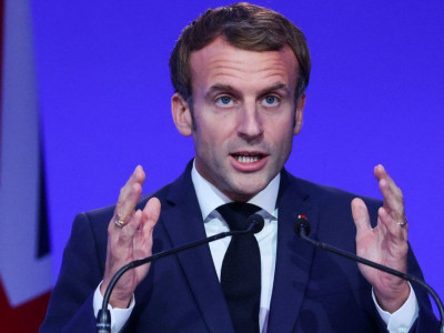 Macron Disclosed Details of His Conversation with Zelenskyy: Promised to Strengthen Air Defence