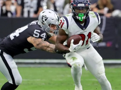 Raiders LB Blake Martinez owns thousands of Pokemon cards and it's awesome