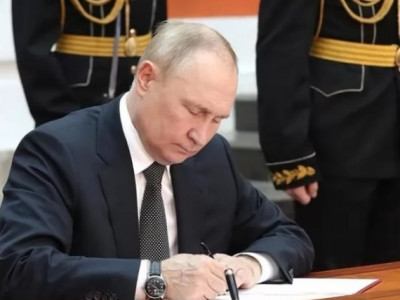 2 People On Whom Putin Depends Trying To Build Business Against Backdrop Of War In