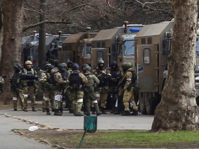 Russia Announces Retreat from Kherson, but Ukraine Skeptical