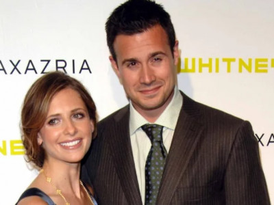 Behold: A Timeline of Sarah Michelle Gellar and Freddie Prinze Jr.'s Super Sweet Relationship