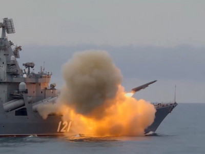 Russia Takes 2 Missile Carriers To Black Sea, Ukrainians Warned Of Possible Shelling - Operational