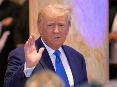 Donald Trump and Mitch McConnell: Republican anger over midterms