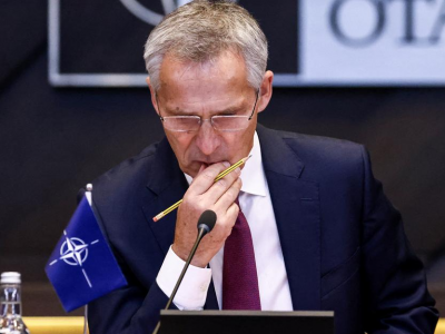 What are NATO Articles 4 and 5?