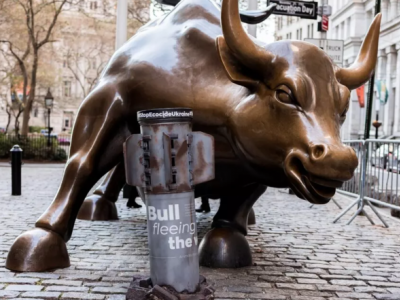 UA animals rights activists place missile sculpture near Wall Street Bull to limelight russia's ecocide