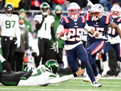 Jets-Patriots was devoid of fun until Marcus Jones' stunning punt return TD