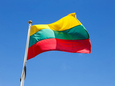 Lithuania sends 6 trucks with energy equipment to Ukraine