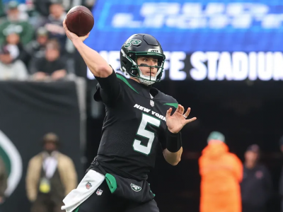 Mike White throws for 3 touchdowns as the Jets blow out the Bears