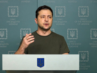 Zelensky suggests to Biden that global peace summit be convened