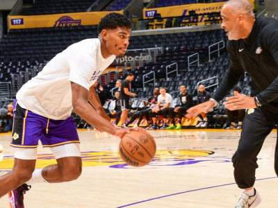 Is Rui Hachimura playing tonight vs. Spurs?