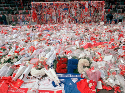 Hillsborough report: Police promise to admit mistakes and not 'defend the indefensible'