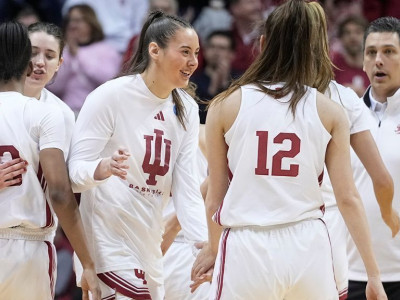 Indiana women cruise in R1 with Holmes sitting