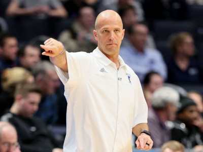 W. Kentucky hires Texas A&M-CC's Lutz as HC