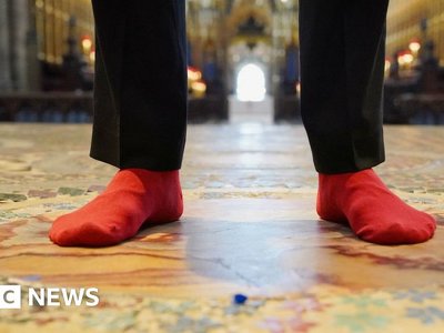 Visitors can walk on rare coronation floor in socks