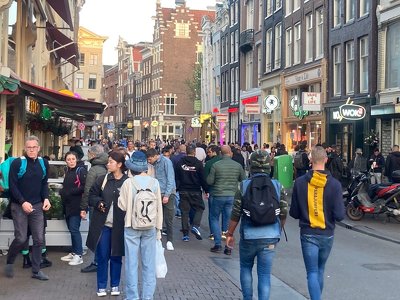 Tourism and cancelled projects boost Amsterdam’s cash reserves