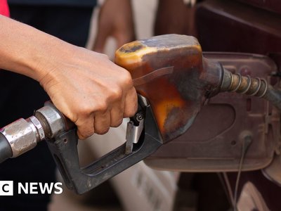 Nigeria fuel subsidy: Tinubu's plan to scrap measure sparks rush to stock up