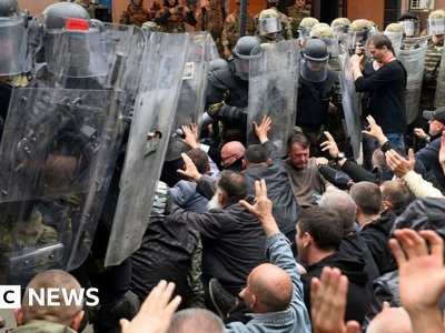 Nato to send 700 more troops to Kosovo after clashes