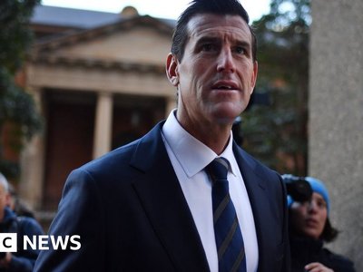 Ben Roberts-Smith threatened witnesses in defamation trial, judge says