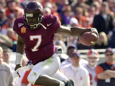 Vick, Fitzgerald on '24 College Football HOF ballot