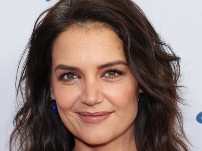 Katie Holmes Revived the One and Only Eyeliner Trend From the 1990s