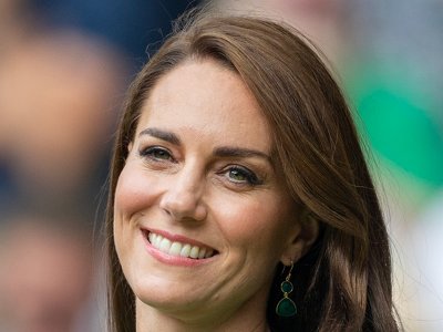 Kate Middleton's Hair Is as Close to Farrah Fawcett's as It'll Ever Be