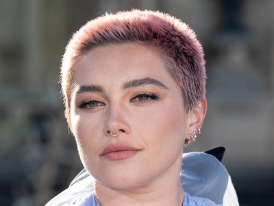 Florence Pugh Is Hosting an Unintentional Masterclass on Styling a Grown-Out a Buzz Cut