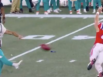 Patriots pull off the coolest blocked kick ever