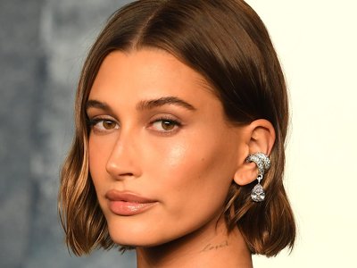 Hailey Bieber's Manicure Looks More Like Big Pink Pearls Than Fingernails