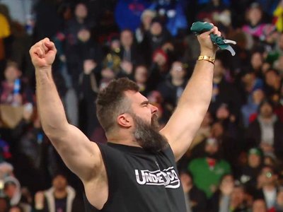 Jason Kelce is LWO 4 Life, helps Rey beat Dom again in Philly