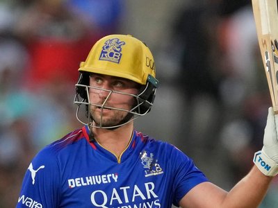 Indian Premier League: England's Will Jacks smashes unbeaten ton to lead RCB to victory over Gujarat Titans