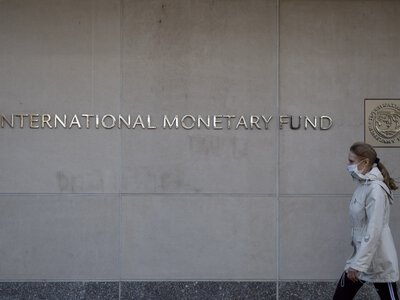 IMF requires Ukraine to devalue hryvnia - Bloomberg
