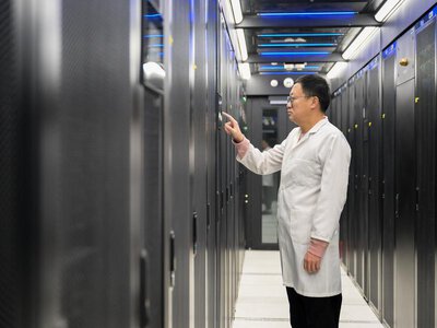 China strives to promote coordinated development of new information infrastructure