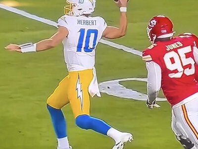 Justin Herbert injury updates: Chargers star out after vicious hit vs. Chiefs